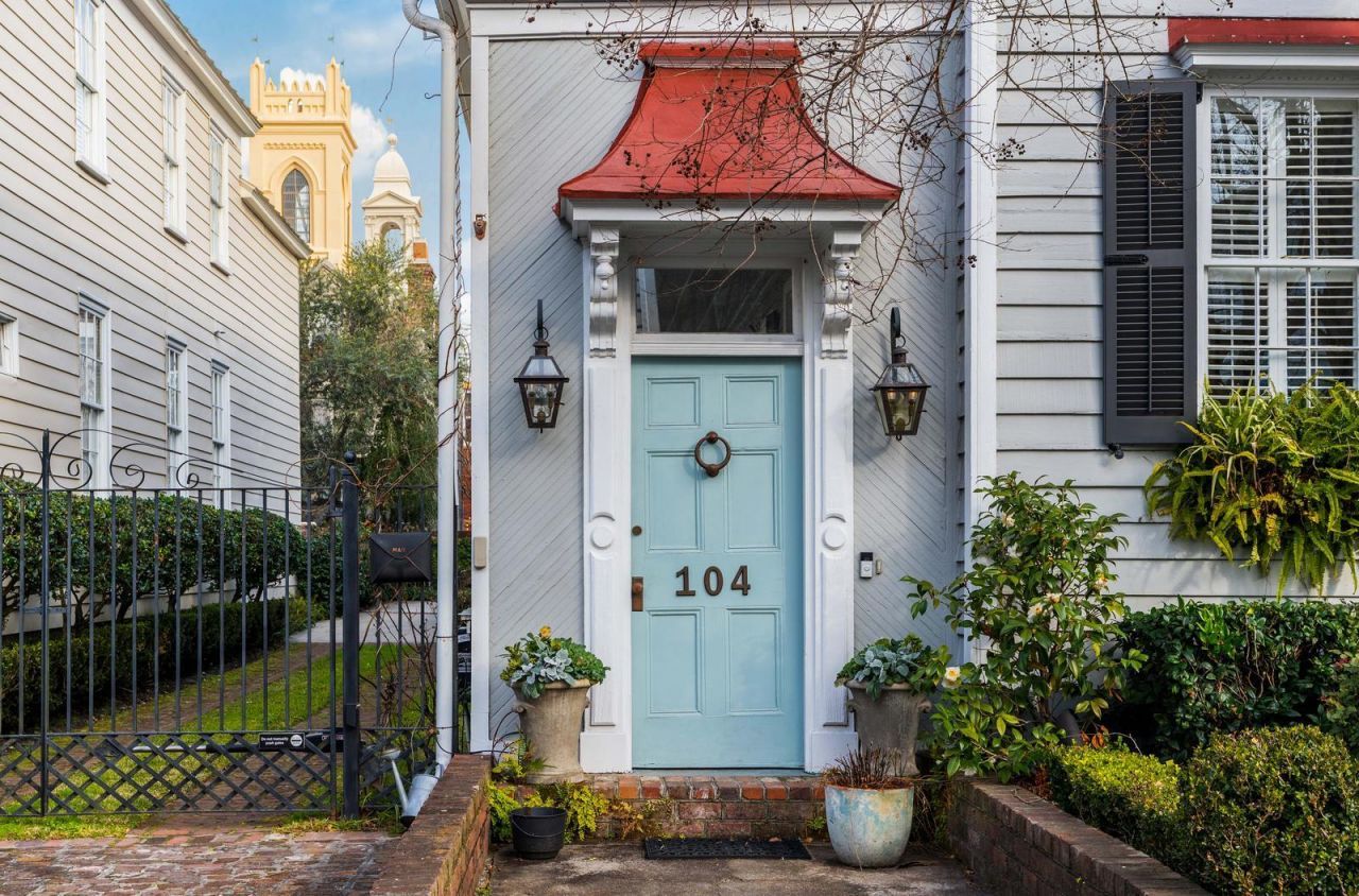 104 Queen Street Photo 19