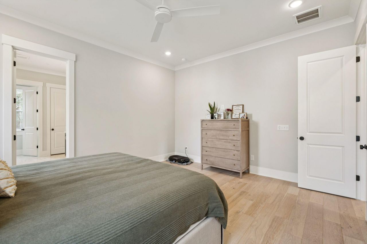 964 Pine Hollow Road Photo 41