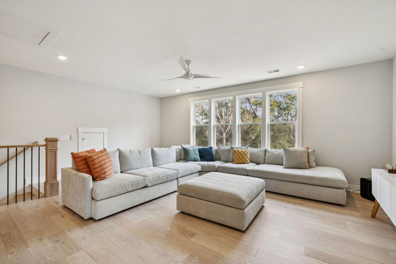 964 Pine Hollow Road Photo 55