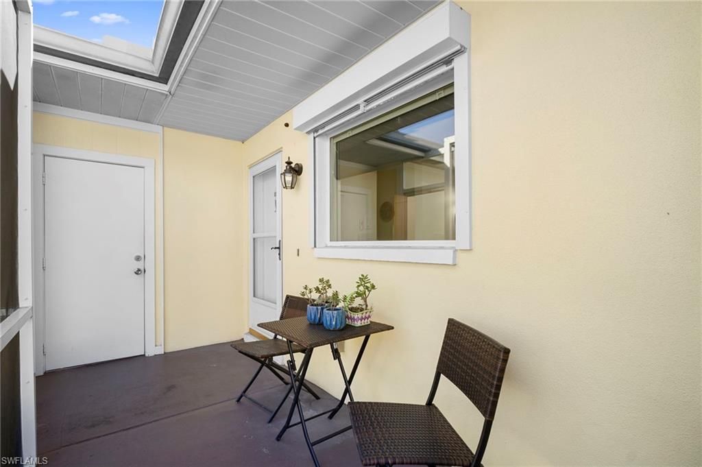 8608 Granada Ct, Fort Myers, FL 33907 Photo