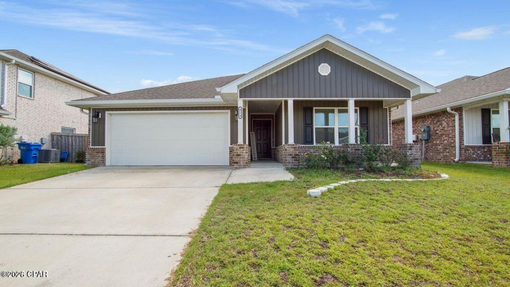 4774 Firefly Lane Panama City, FL 32404