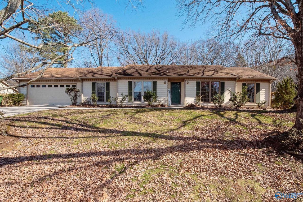 2705 Willena Drive Se, Huntsville, AL 35803 Main Photo