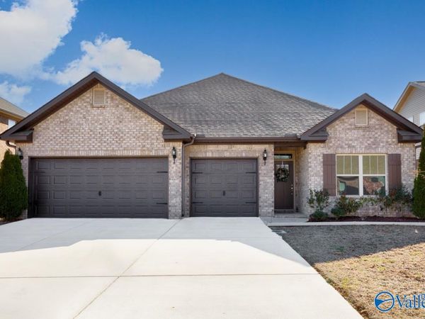 302 Holt Street, Meridianville, AL 35759