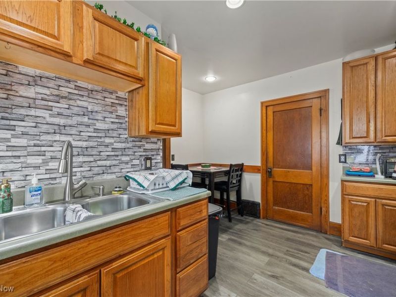 1685 E 36th Street, Lorain, OH 44055 Photo 13