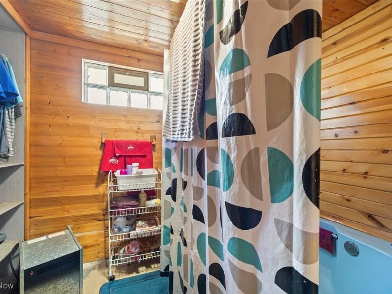 1685 E 36th Street, Lorain, OH 44055 Photo 28