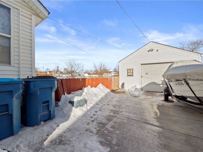 1685 E 36th Street, Lorain, OH 44055 Photo 32