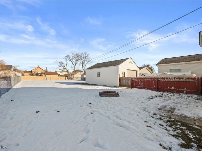 1685 E 36th Street, Lorain, OH 44055 Photo 35