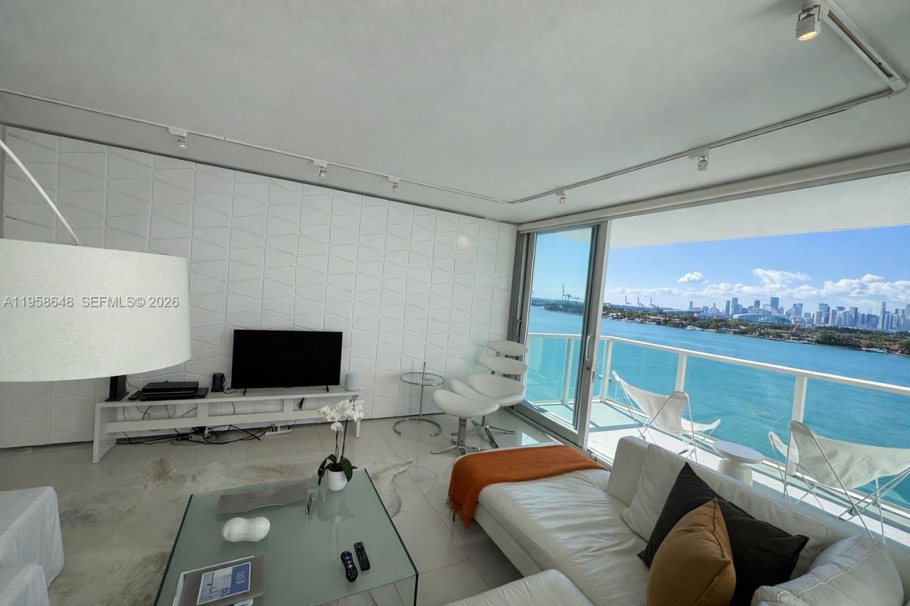 1000 West Ave , Unit 1111, Miami Beach, FL 33139 Photo