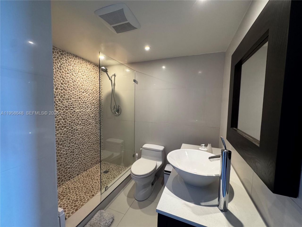 1000 West Ave , Unit 1111, Miami Beach, FL 33139 Photo