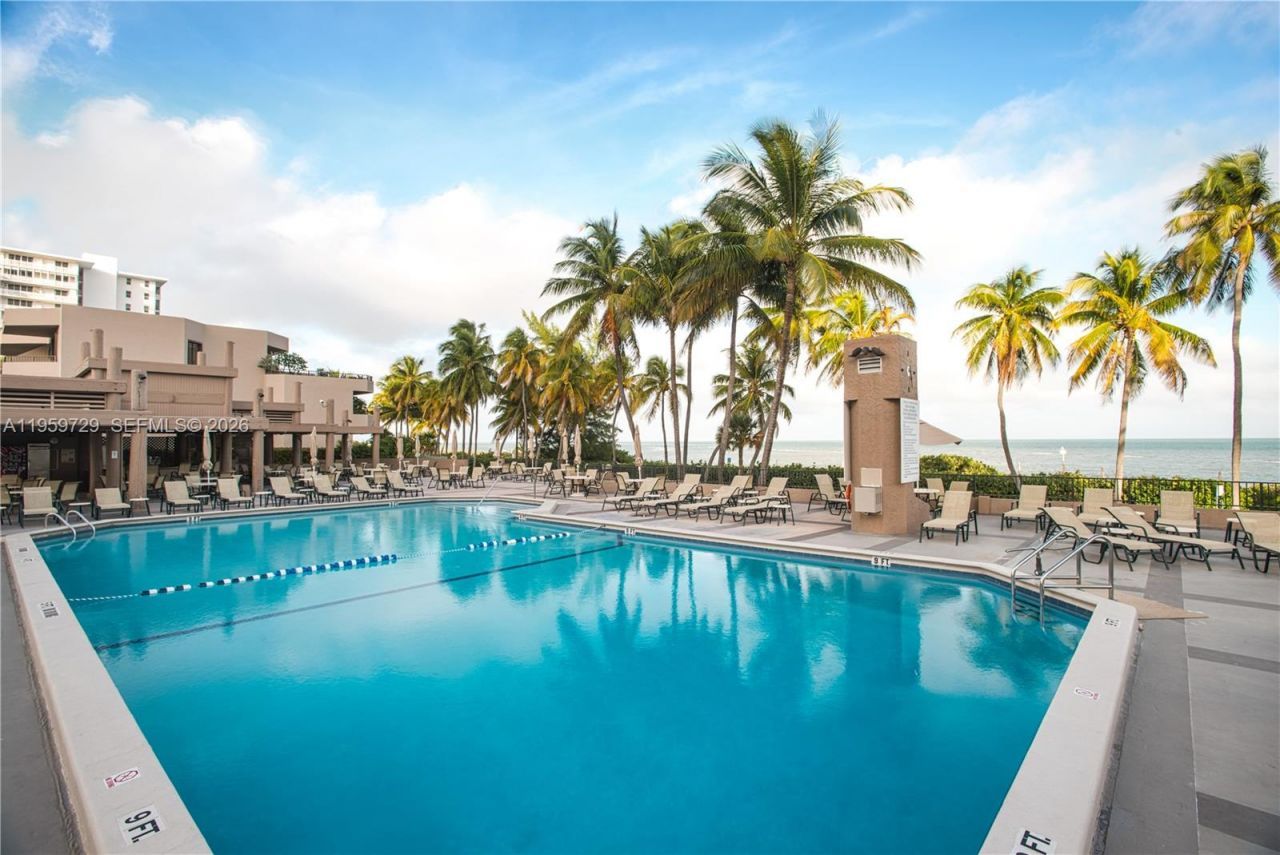 181 Crandon Blvd, Unit 308, Key Biscayne, FL 33149 Photo