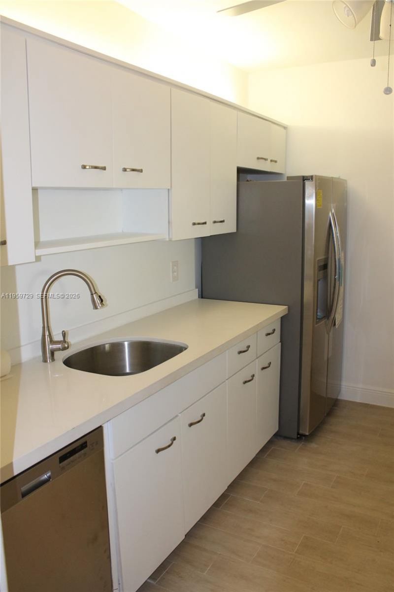 181 Crandon Blvd, Unit 308, Key Biscayne, FL 33149 Photo