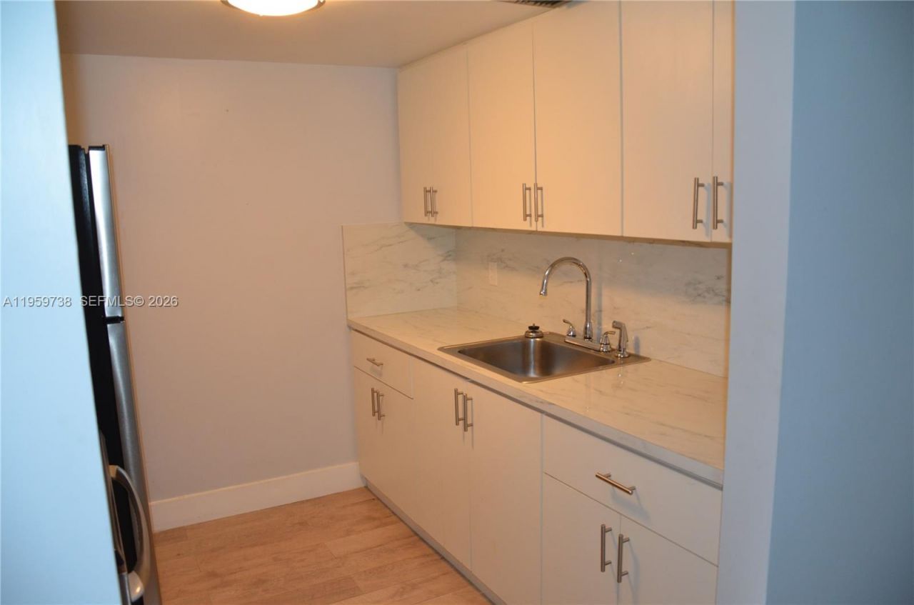 13475 SW 9th St, Unit 407-A, Pembroke Pines, FL 33027 Photo