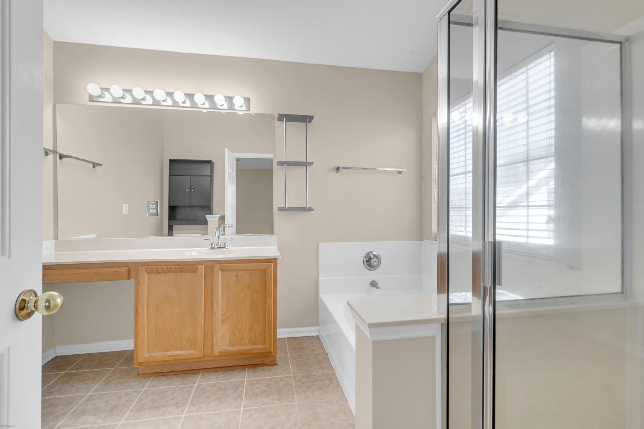 4084 Laurelwood Drive Photo 35