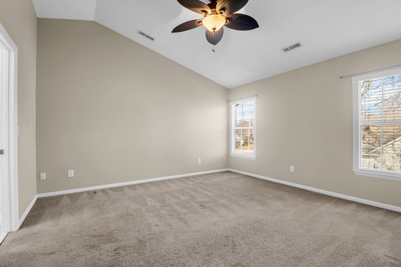 4084 Laurelwood Drive Photo 35