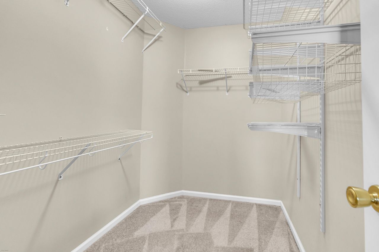 4084 Laurelwood Drive Photo 39