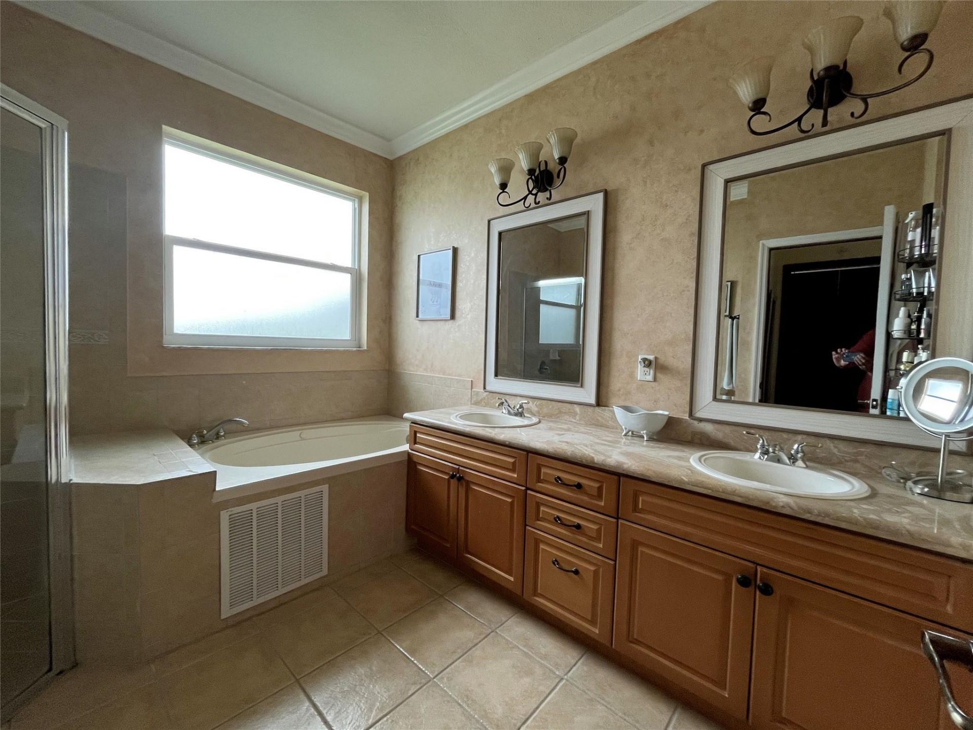 5261 SW 141st Terrace, Miramar, FL 33027 Photo