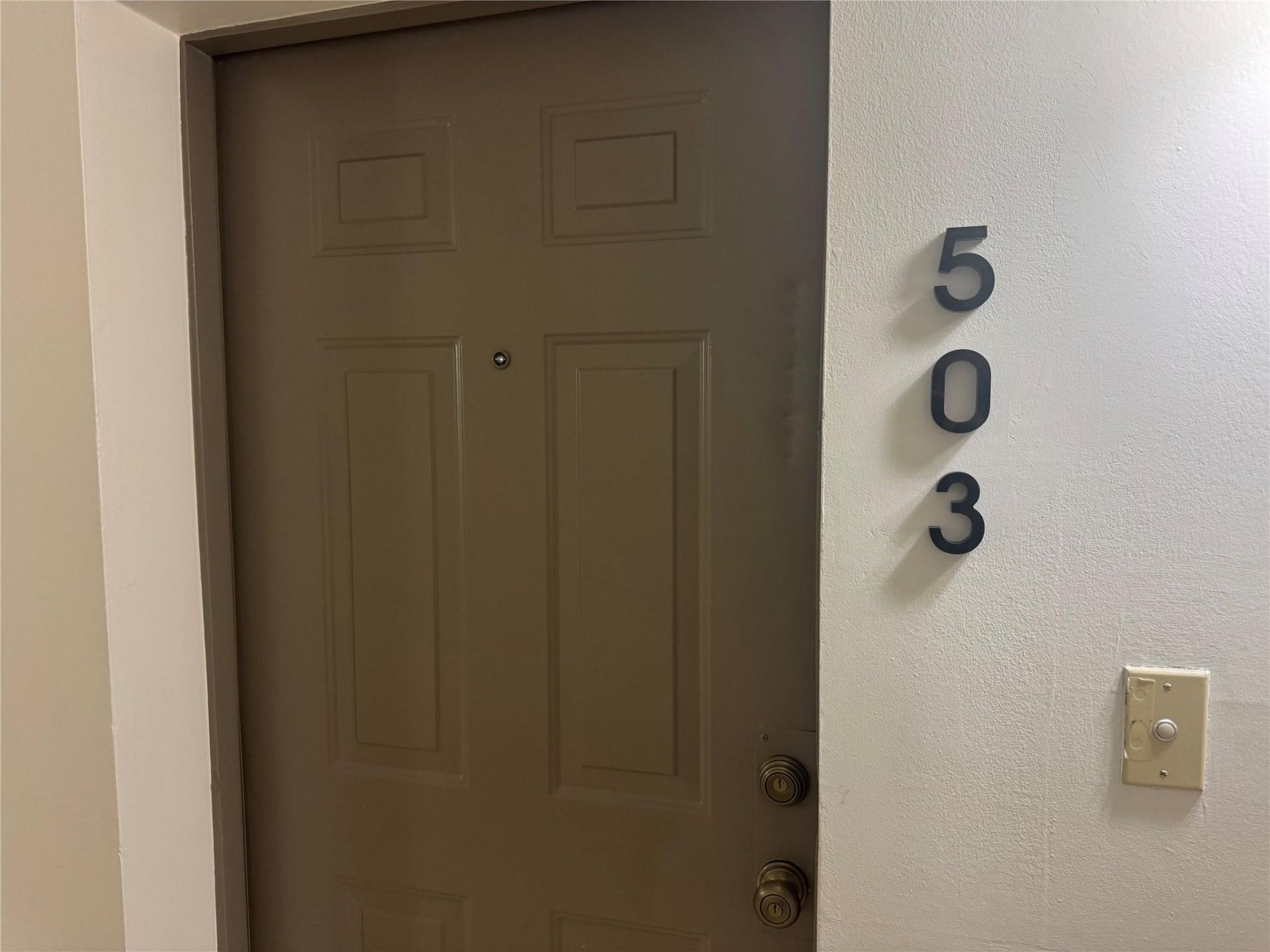 701 NW 19th St, Unit 503, Fort Lauderdale, FL 33311 Photo