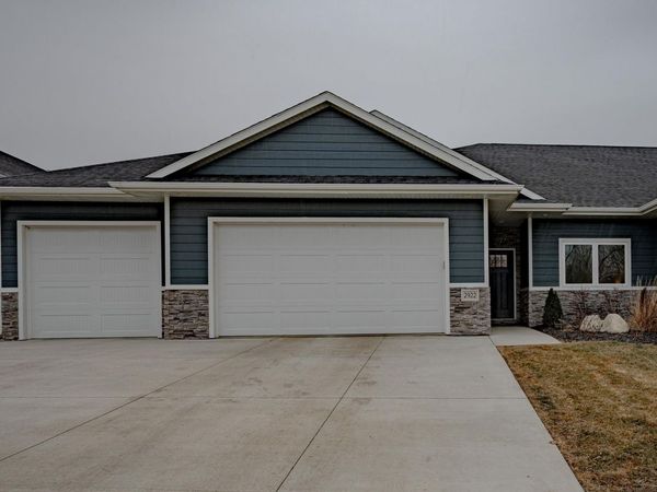 2922 Chestnut Ave, Sioux City, IA 51104