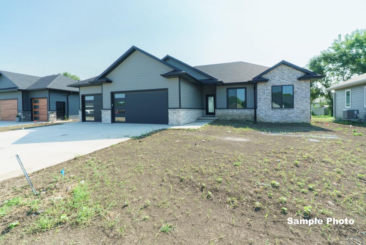 1840 Ogden Ct., South Sioux City, NE 68776 Main Photo