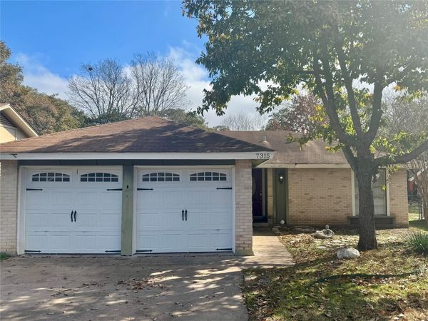 7315 Lunar DR, Austin, TX 78745