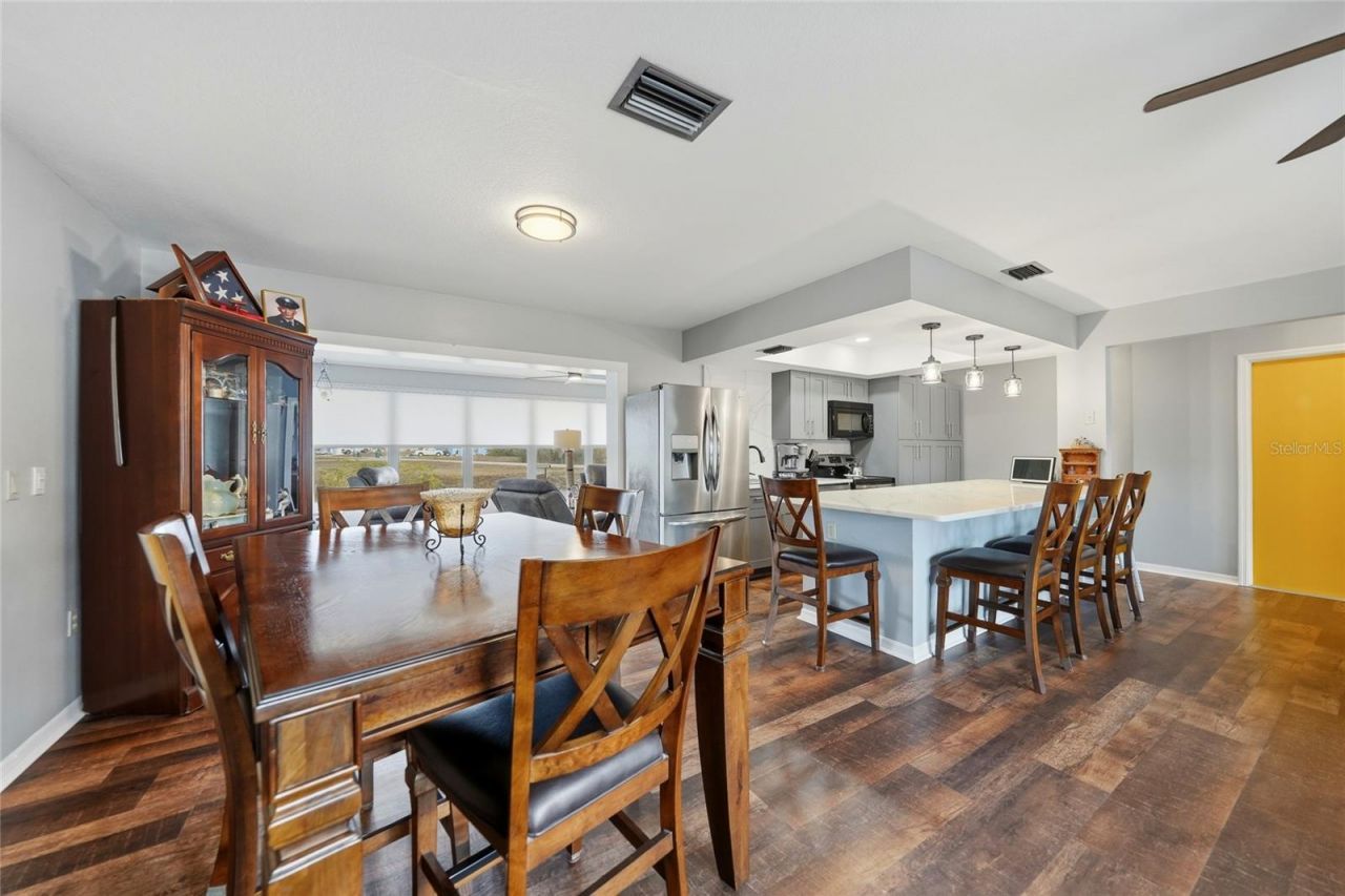 405 Ridgecrest Drive, Punta Gorda, FL 33982 Photo