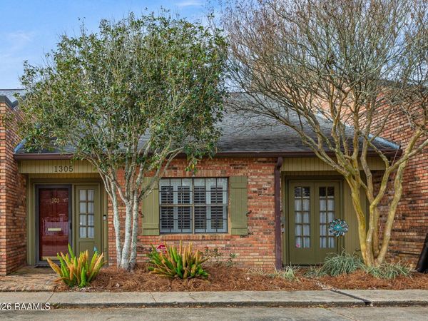 1305 W Saint Mary Boulevard, Lafayette, LA 70506