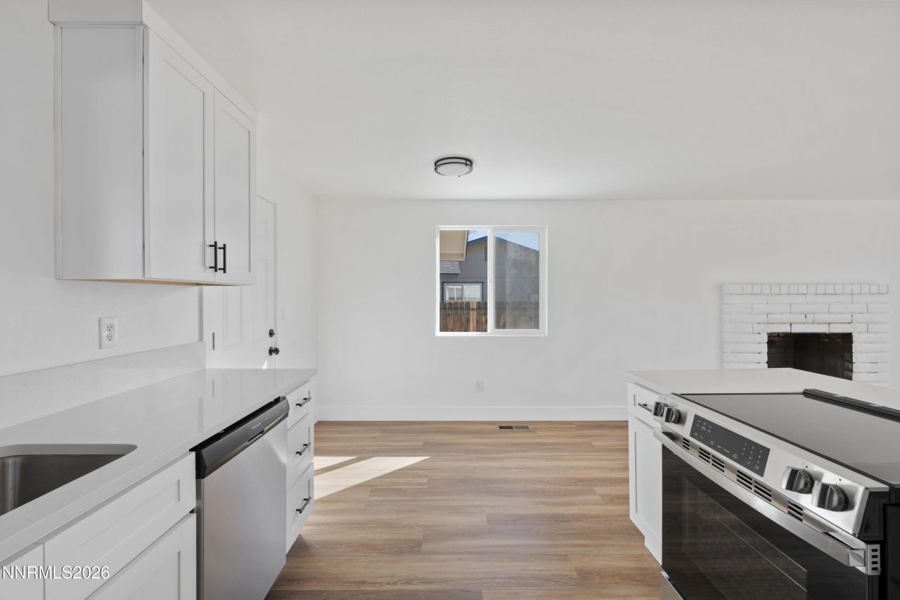 3330 Plymouth Drive, Carson City, NV 89705 Photo