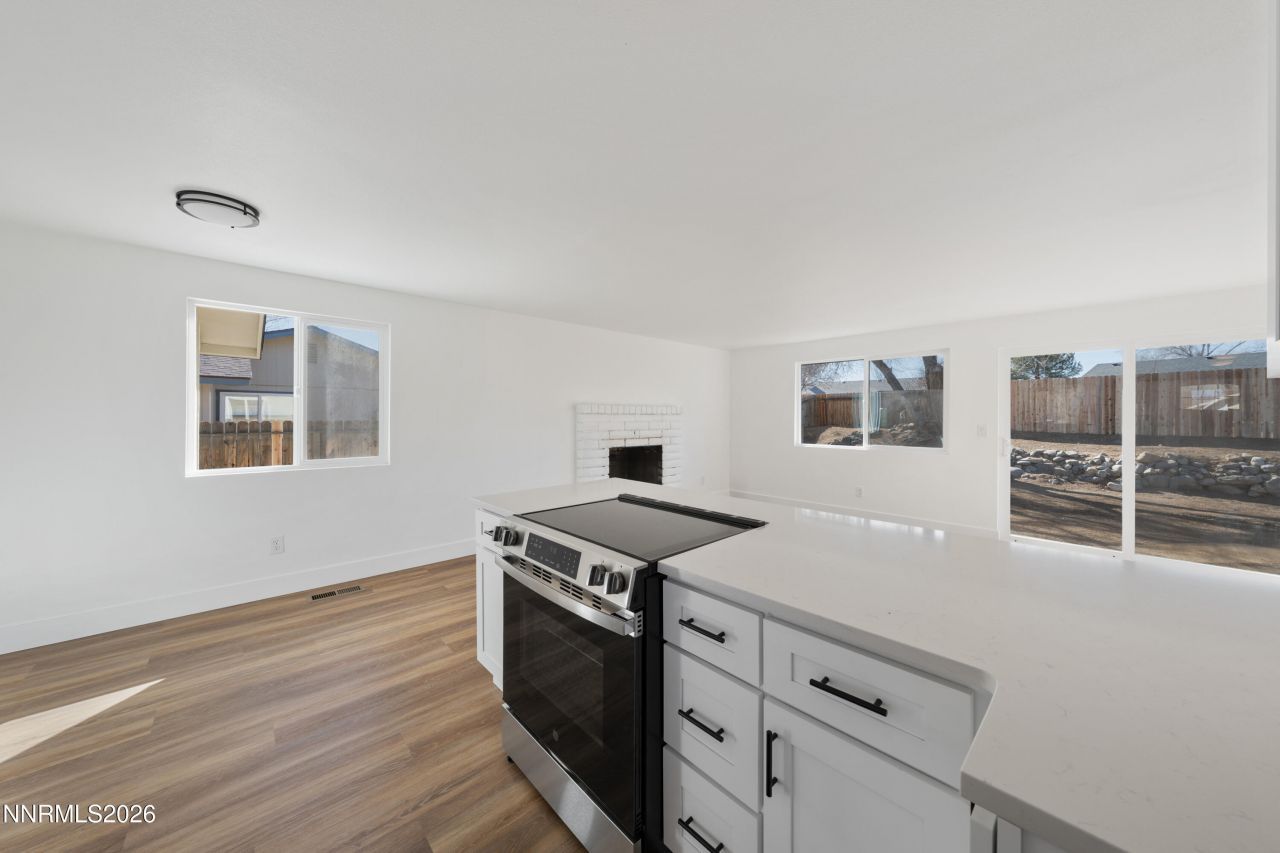 3330 Plymouth Drive, Carson City, NV 89705 Photo