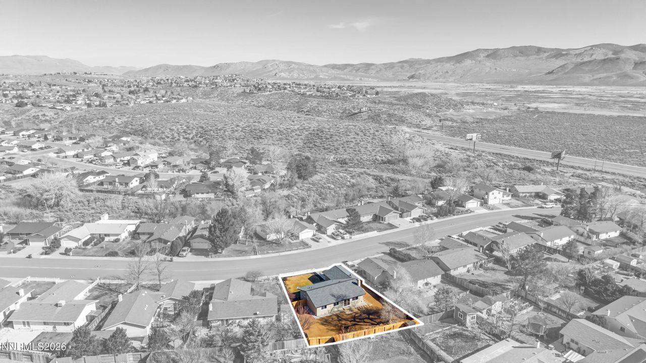 3330 Plymouth Drive, Carson City, NV 89705 Photo