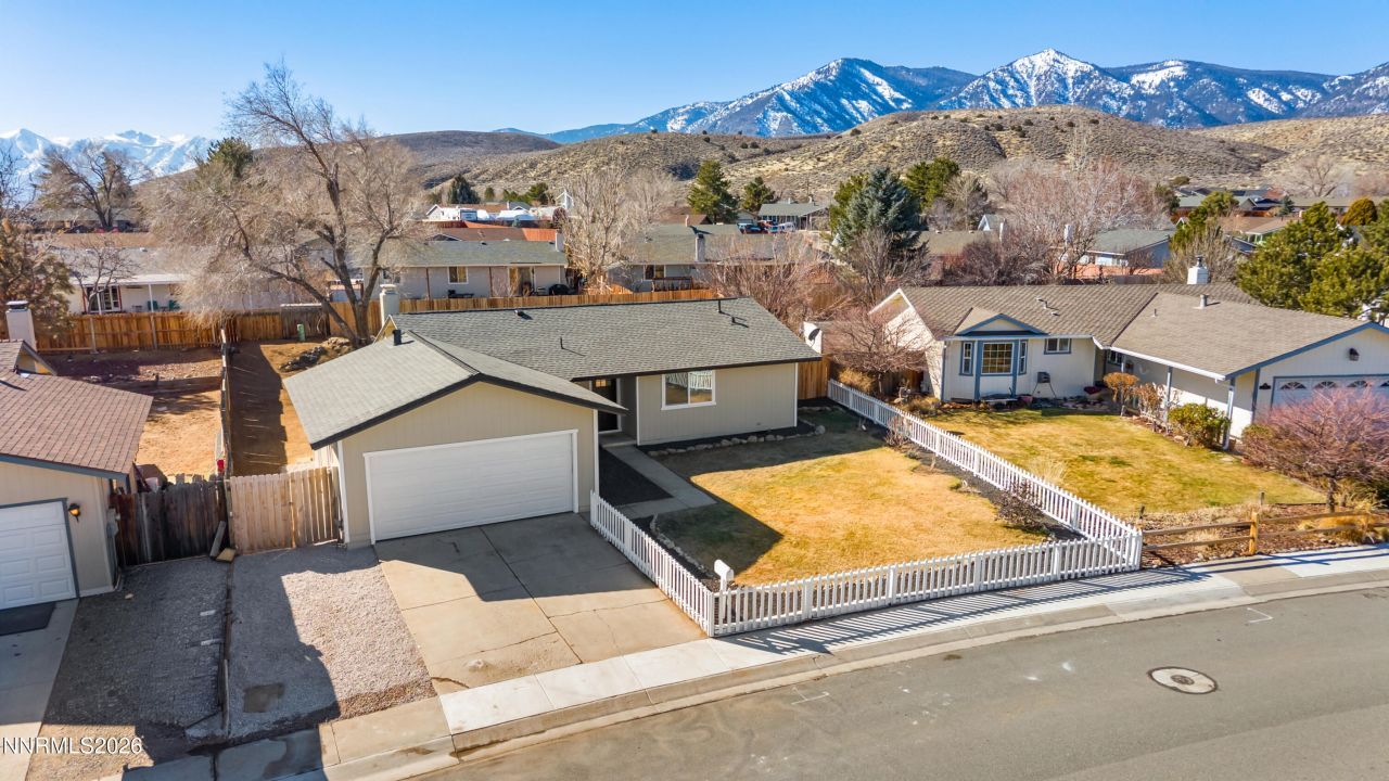 3330 Plymouth Drive, Carson City, NV 89705 Photo