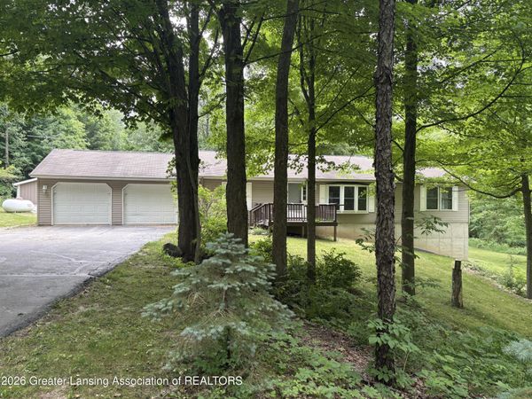 5384 Curtis Road, Nashville, MI 49073