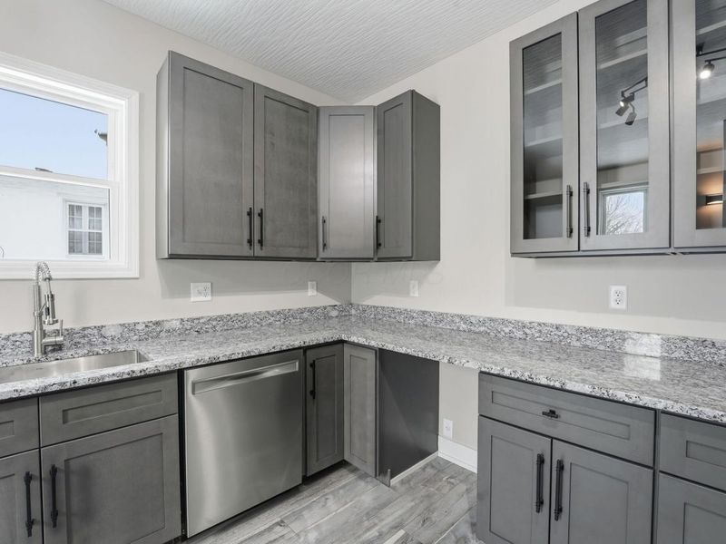 414 E Walnut Street, Lancaster, OH 43130 Photo 8