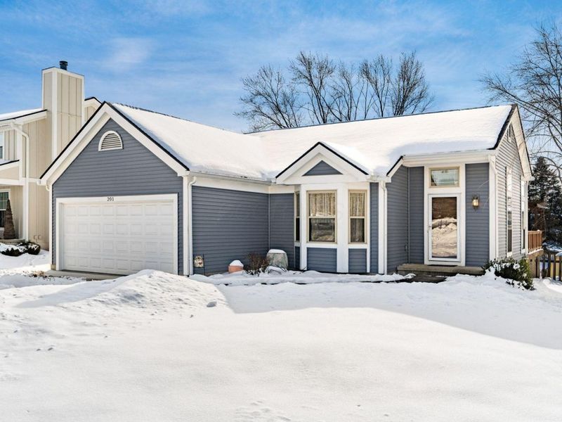 201 Greenbank Road, Gahanna, OH 43230 Photo 2