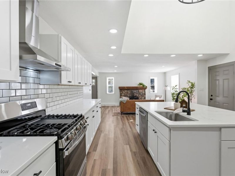 4689 Crystal Lake Avenue NW, Canal Fulton, OH 44614 Photo 10