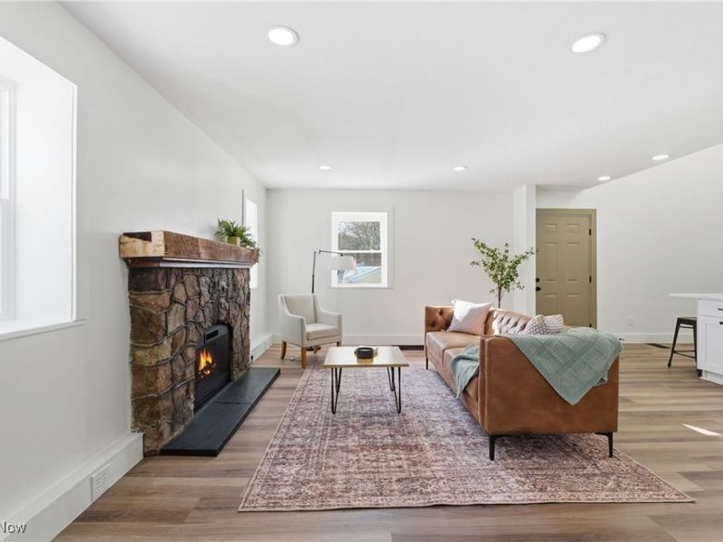 4689 Crystal Lake Avenue NW, Canal Fulton, OH 44614 Photo 5