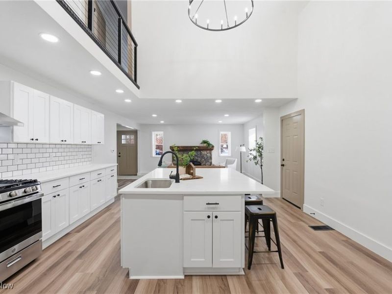 4689 Crystal Lake Avenue NW, Canal Fulton, OH 44614 Photo 9