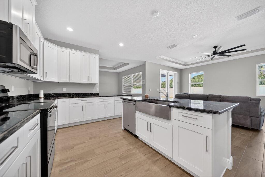 2017 SW Justison Avenue, Port Saint Lucie, FL 34953 Photo