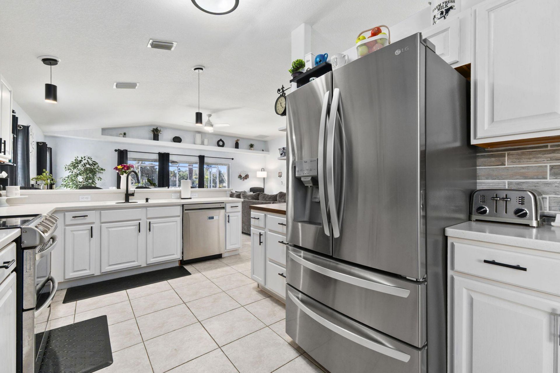 524 SW Cyrilla Trail Sw, Port Saint Lucie, FL 34953 Photo