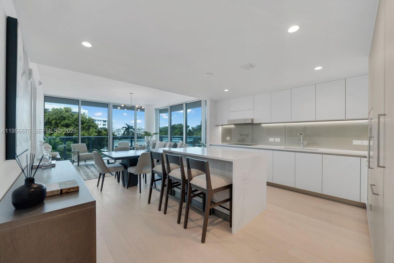 9221 E Bay Harbor Drive , Unit 412, Bay Harbor Islands, FL 33154 Photo