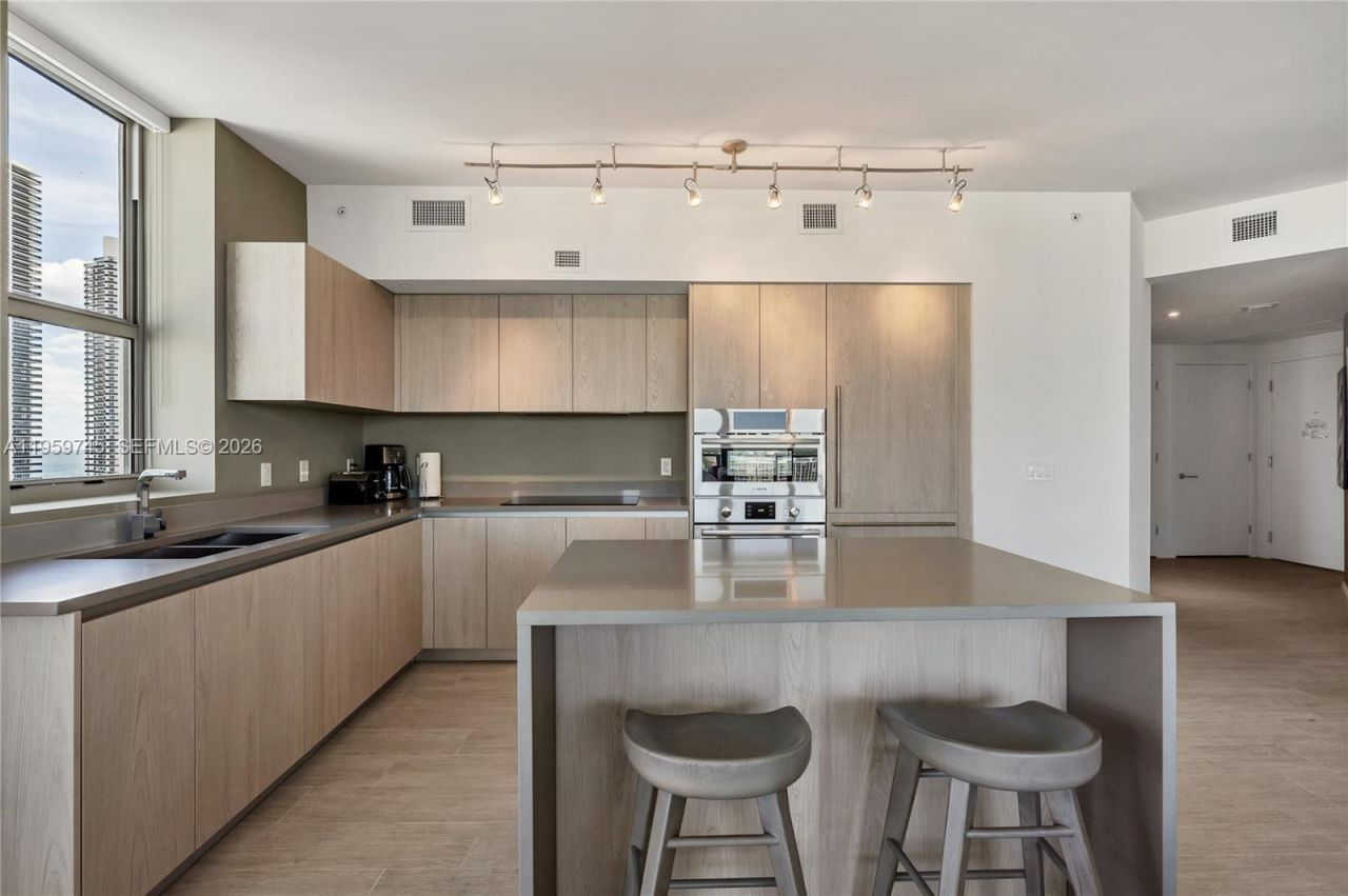 4010 S Ocean Dr, Unit R2301, Hollywood, FL 33019 Photo