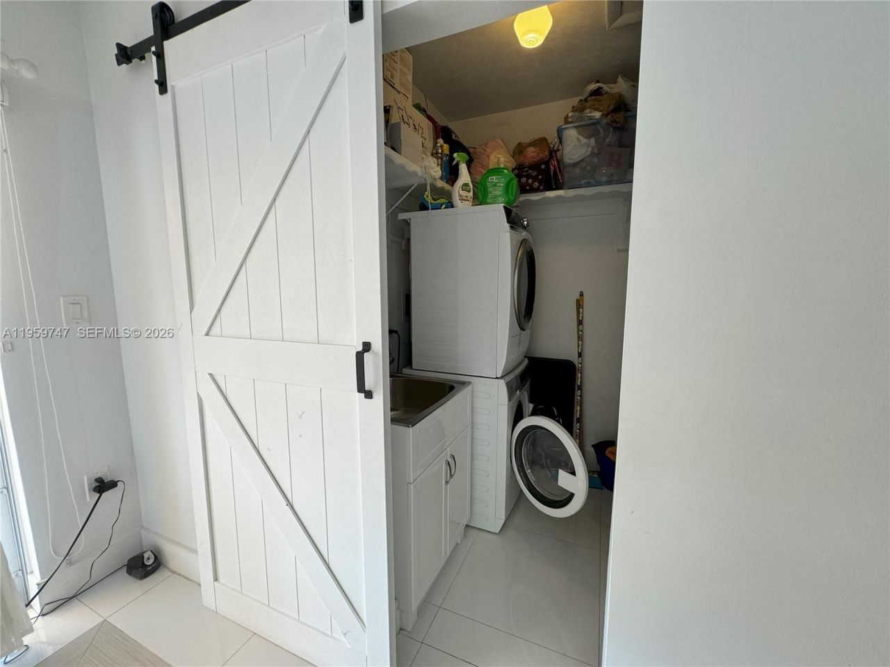 7002 Holly Rd, Miami Lakes, FL 33014 Photo