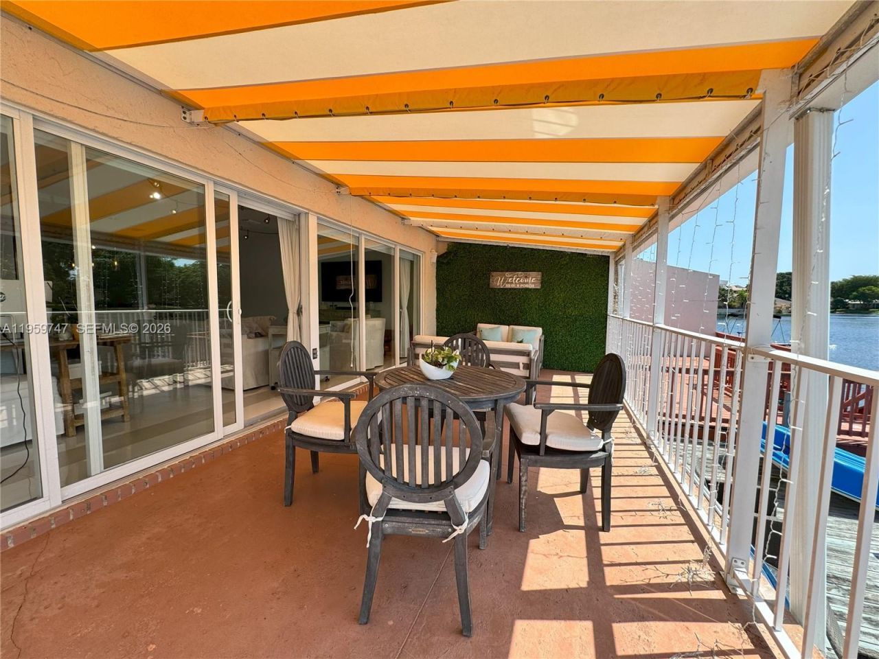 7002 Holly Rd, Miami Lakes, FL 33014 Photo