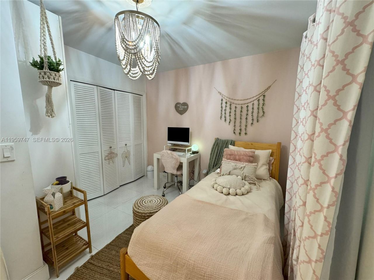 7002 Holly Rd, Miami Lakes, FL 33014 Photo