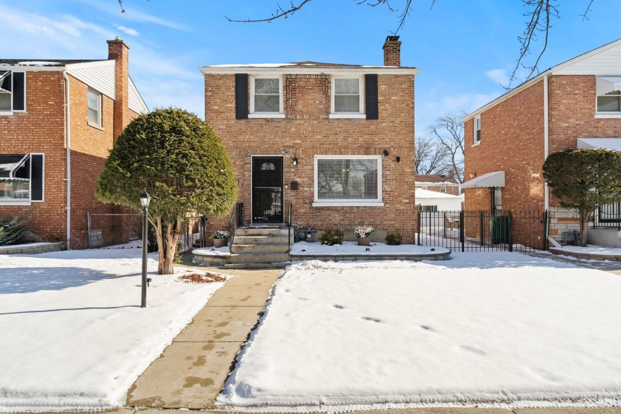 2023 S 23rd Avenue, Broadview, IL 60155 Main Photo