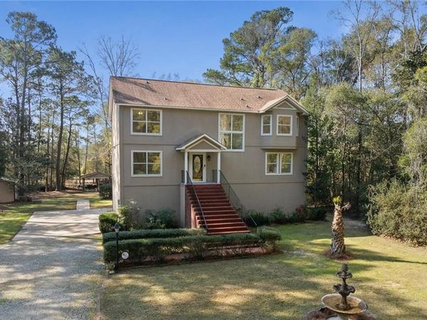 3847 Riviere Du Chien Road, Mobile, AL 36693