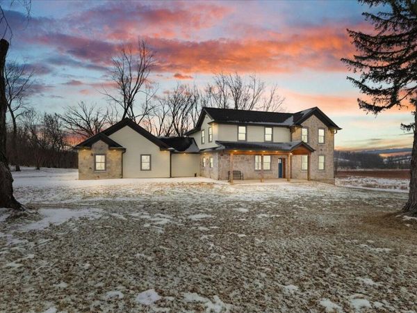 W3940 Campbell DRIVE, Campbellsport, WI 53010