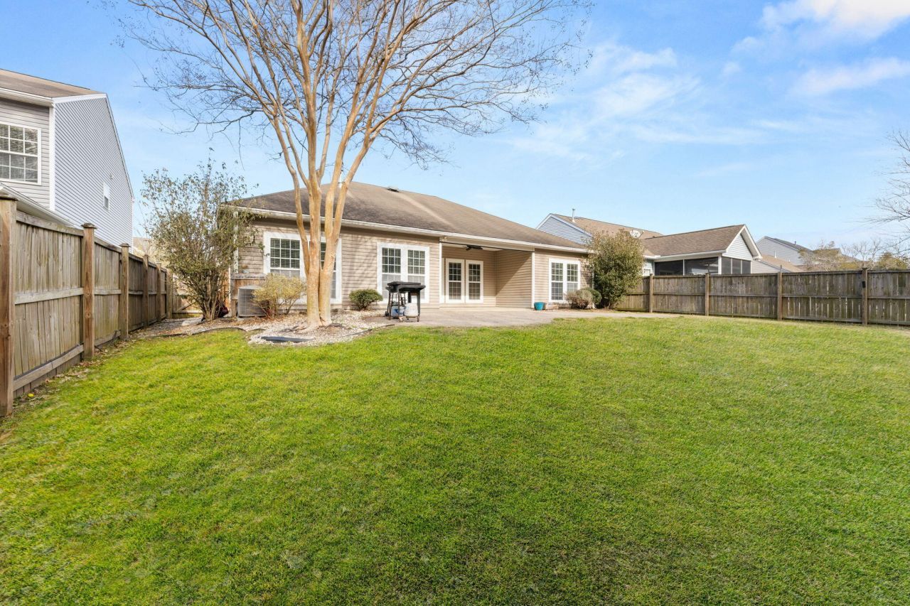 212 Mayfield Drive Photo 22