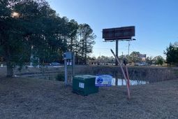 2496 Church St.  photo 4