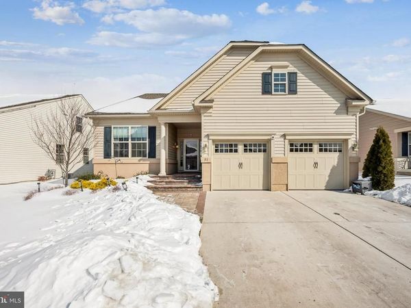 31 RAVENNA DRIVE, WEST BERLIN, NJ 08091