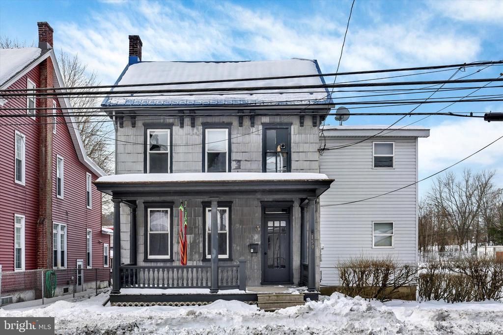 159 N TULPEHOCKEN STREET, PINE GROVE, PA 17963